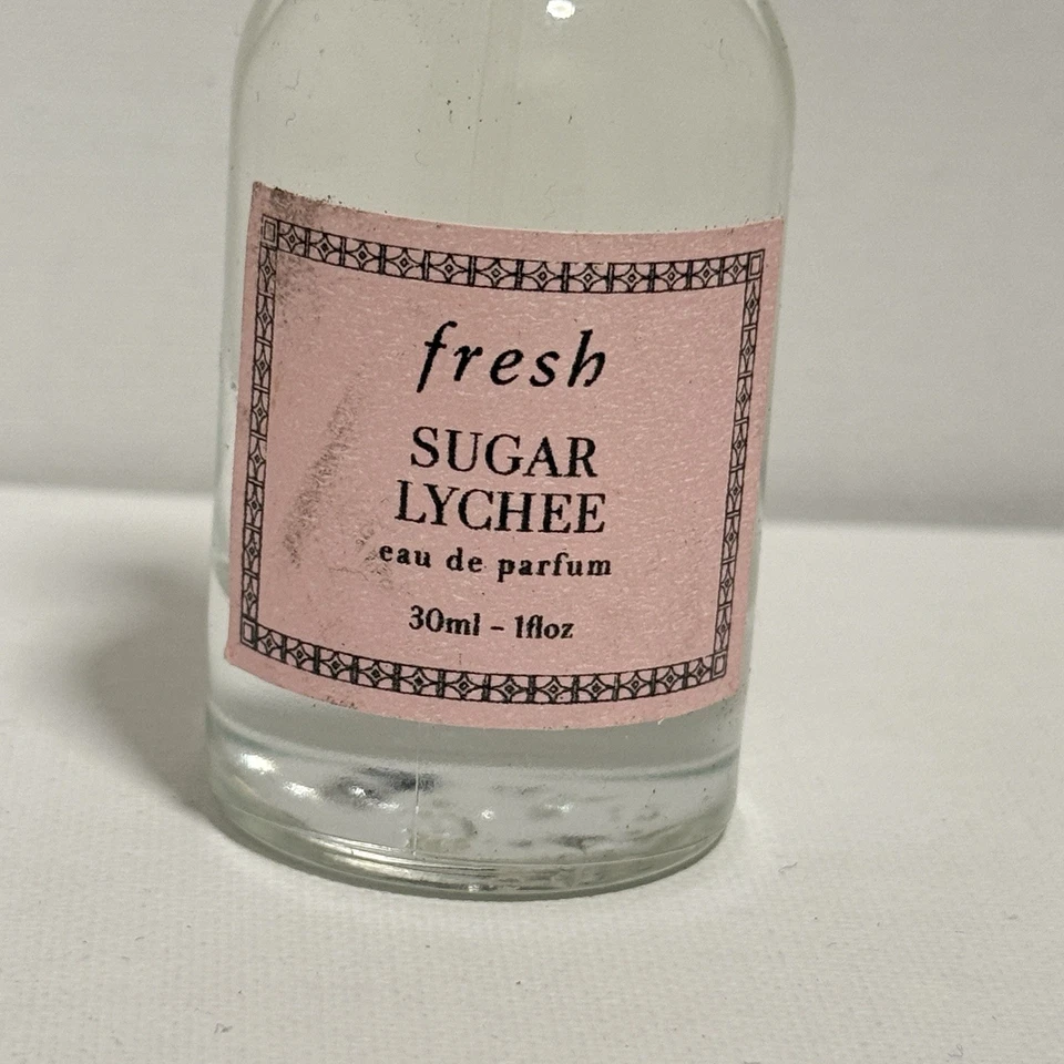 Fresh Sugar Lychee Eau de Parfum, 30 ml - Sin Caja Foto 2 de 3