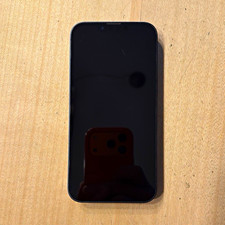 Apple iPhone 14 in der Farbe „Midnight“