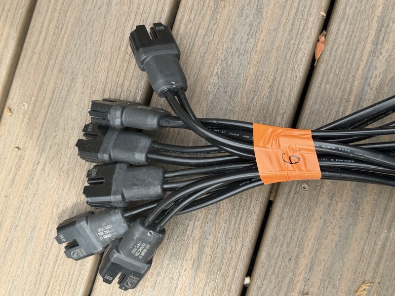 Enphase Solar Q Cable (6 Plugs) Q12-17-240 2m Trunk Cable