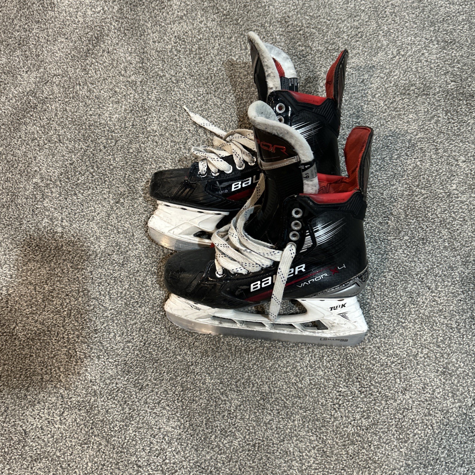 Bauer Vapor X4 Skates