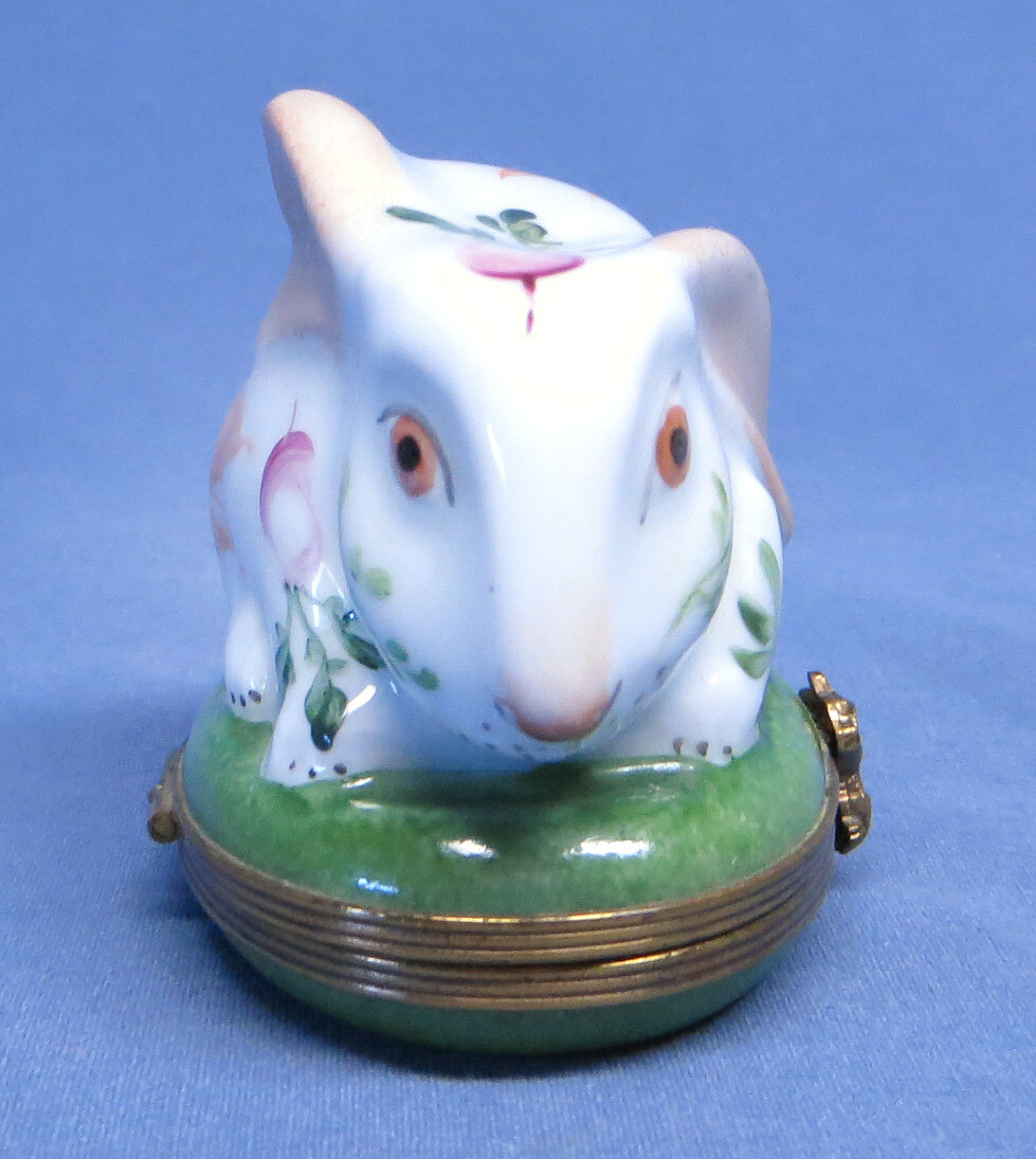 Vintage Limoges Bunny Rabbit Exclusif Chamart Trinket Box Floral Design
