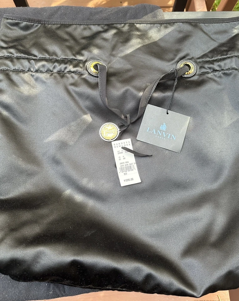 Bolso de Mano Lanvin Damas Negro Satinado con Acentos de Metal Dorado Hecho en España Foto 3 de 4