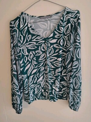Green Leaf Pattern V Neck Relaxed Blouse Shirt Top $4 EXPRESS Size 12 Medium 