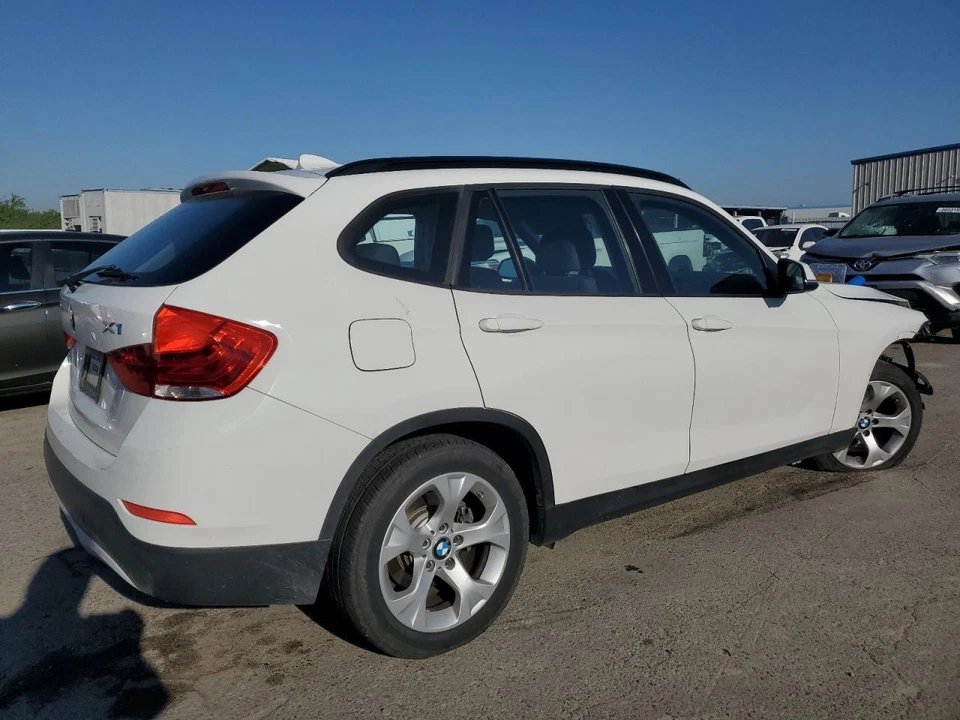 Used Deck Lid fits: 2014 Bmw X1 w/o privacy tint glass w/o camera Grade A - Image 4 of 4