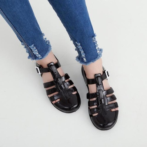 Womens Beach Jelly Sandals Cut Out Flats Closed Toe Shoes T-Strap Sandals New - Picture 8 of 10