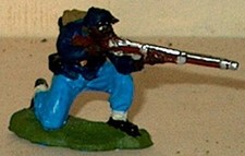 CIVIL WAR UNION BLACK KNEELING FIRING 54MM BY REPLICANTS OF ENGLAND