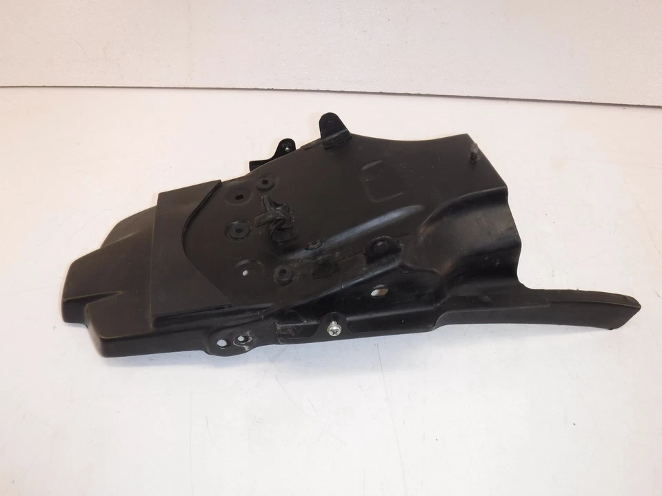 83-86 HONDA V65 MAGNA OEM GUARDABARROS TRASERO PROTECTOR PARACHOQUES Foto 2 de 4