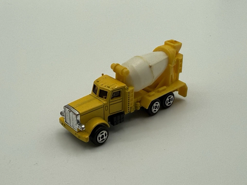 Play Car老式水泥搅拌机 — 第 2/4 张图片