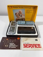 Vintage Kodak Trimlite Instamatic 18 Camera Set Flip Flash