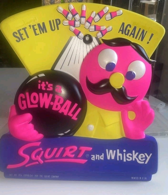 VINTAGE 1959 COLLECTIBLE SQUIRT SODA POP WHISKEY ADVERTISING SIGN GLOW-BALL