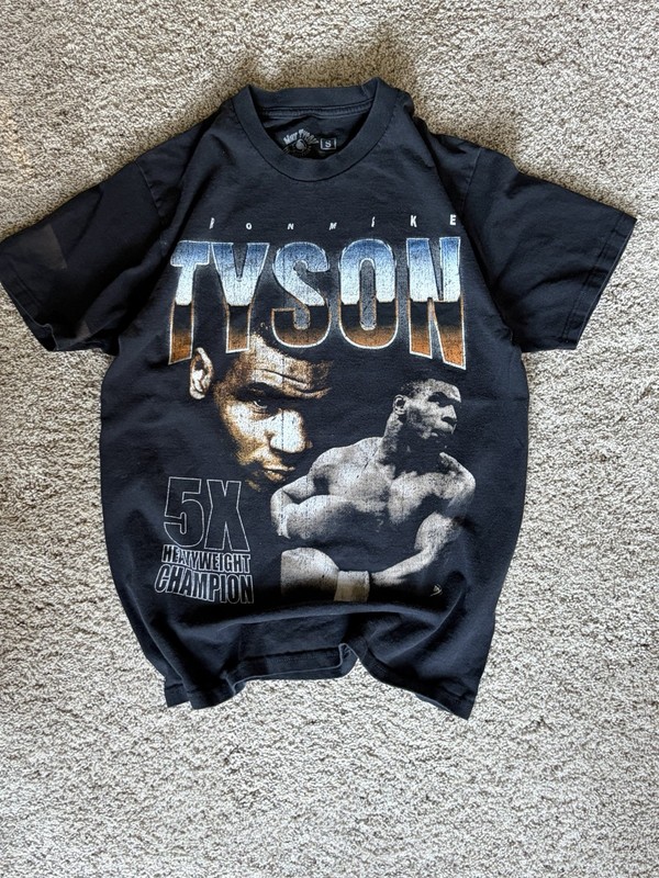 Mike Tyson Boxing Mike Tyson Graphic Shirt Black T-Shirt Size S