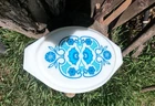 Vtg Pyrex Blue Horizon, 1.5 Quart Divided Casserole Dish, w/ Lid 945C29, Nice!!!
