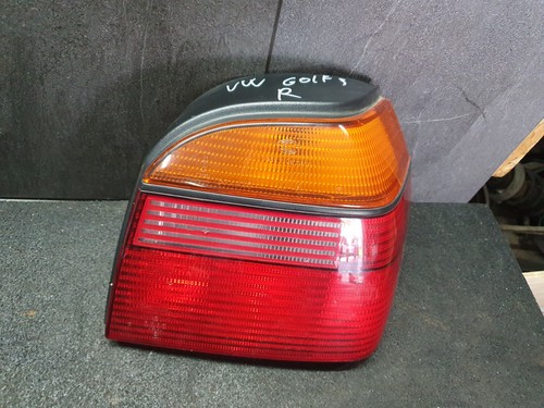 VW GOLF III Rückleuchte Bremslicht Hinten Rechts 1H6945112D