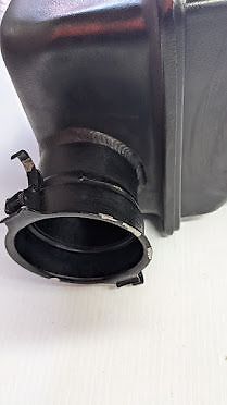 FERRARI 456 PART AIR FILTER ASSEMBLY 162635 LEFT SIDE