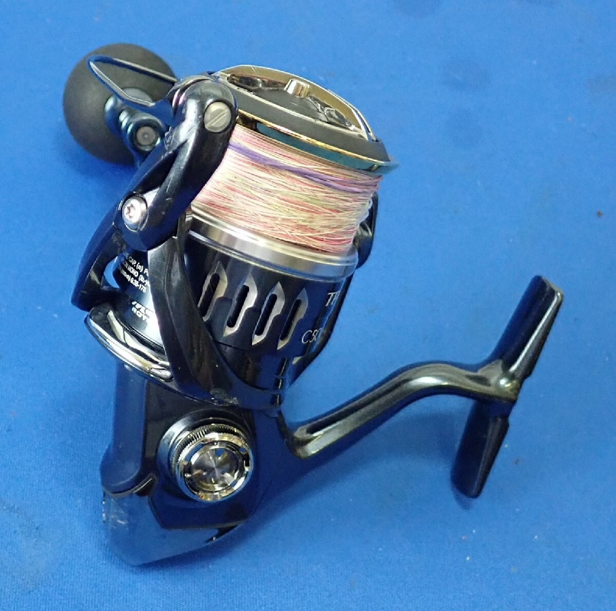 Shimano 17 TwinPower XD C5000XG Spinning Reel Used with Box Shimano 17 TwinPower XD C5000XG Spinning Reel Used with Box