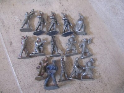 Lot de 15 anciens soldats métal Alu - Collection
