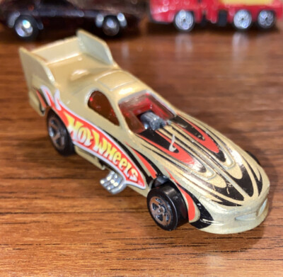Vintage 1977 Hot Wheels Gold Funny Car Rare Red Tinted Window