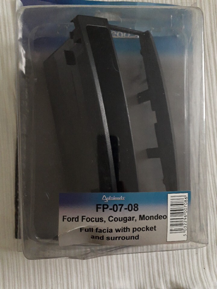 Autoleads FP-07-08 Car Audio Single DIN Fascia Adaptor In-Car Fits Ford