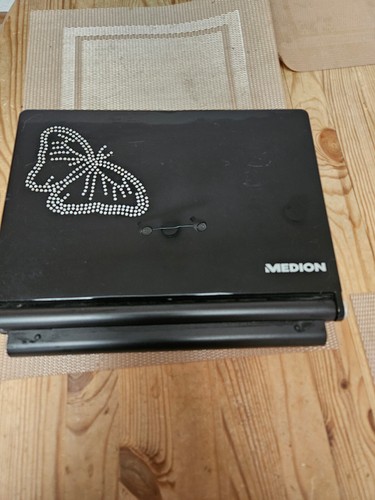 Medion Laptop Sondermodell schwarz mit Swarovski Schmetterling SEHR GUTER ZUST.