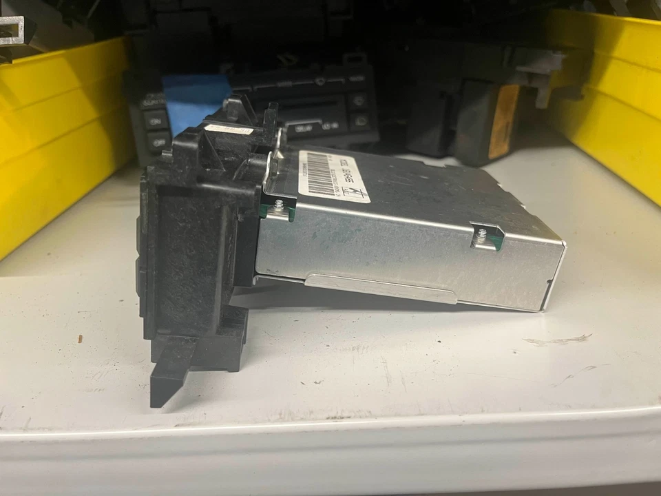 Interruptor de control de faros Cadillac Allante 90-93 modelo 16146486 Foto 3 de 4