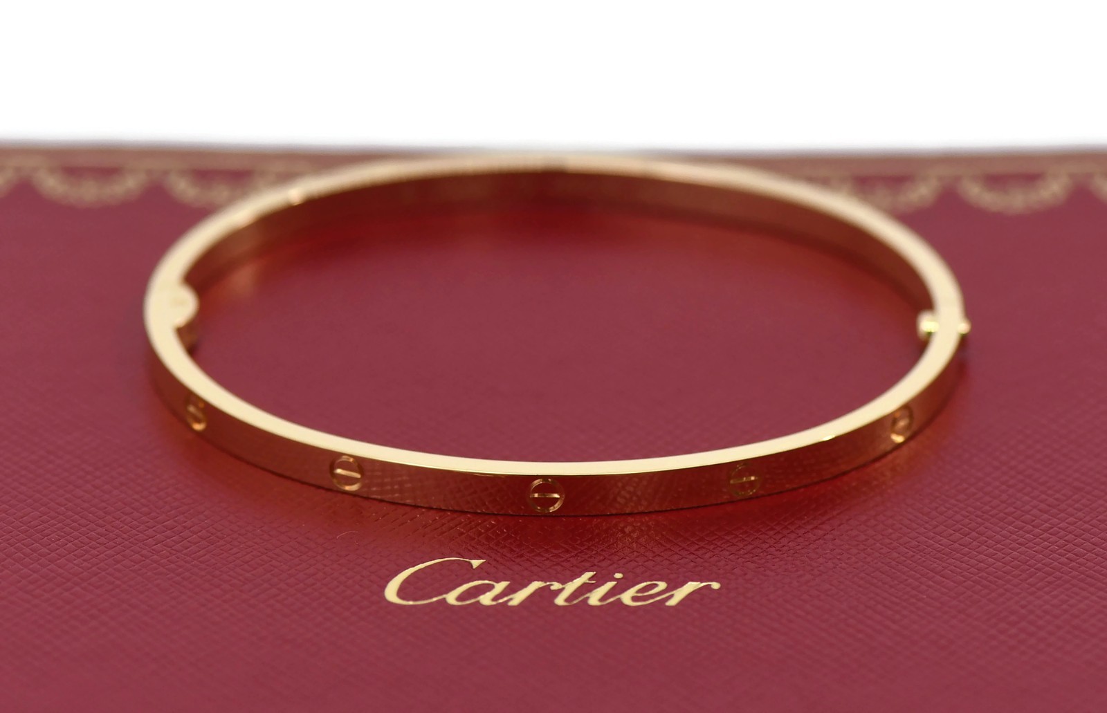 Cartier SM 18K yellow Gold Love Bracelet Size 18