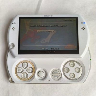Sony PSP GO console White with Charger PSP-N1004 tested well | eBay