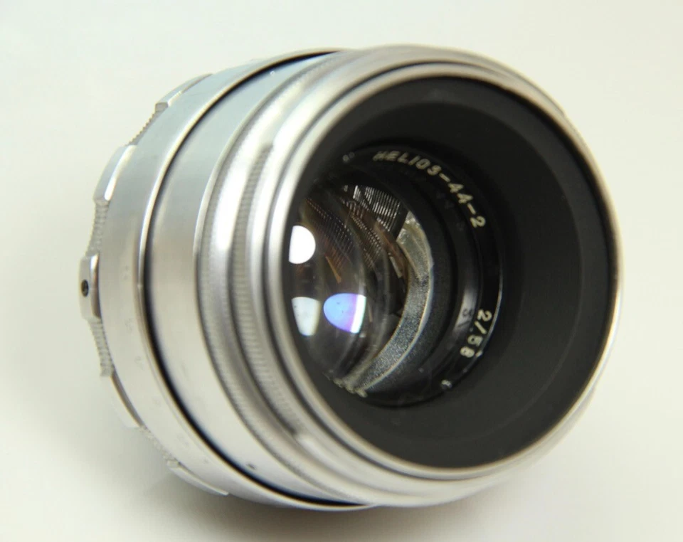 Soviet Lens Helios-44-2 58mm f./ 2 M42 Silver + Sony E NEX for E-mount cameras - Image 4 of 4