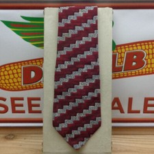 PASTIME BY ARROW "Tie"