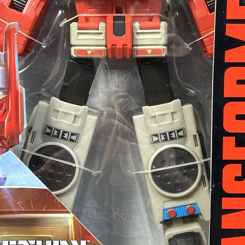 2016 Transformers Generations Titans Return Autobot Blaster and Twin Cast NEW - Picture 4 of 5