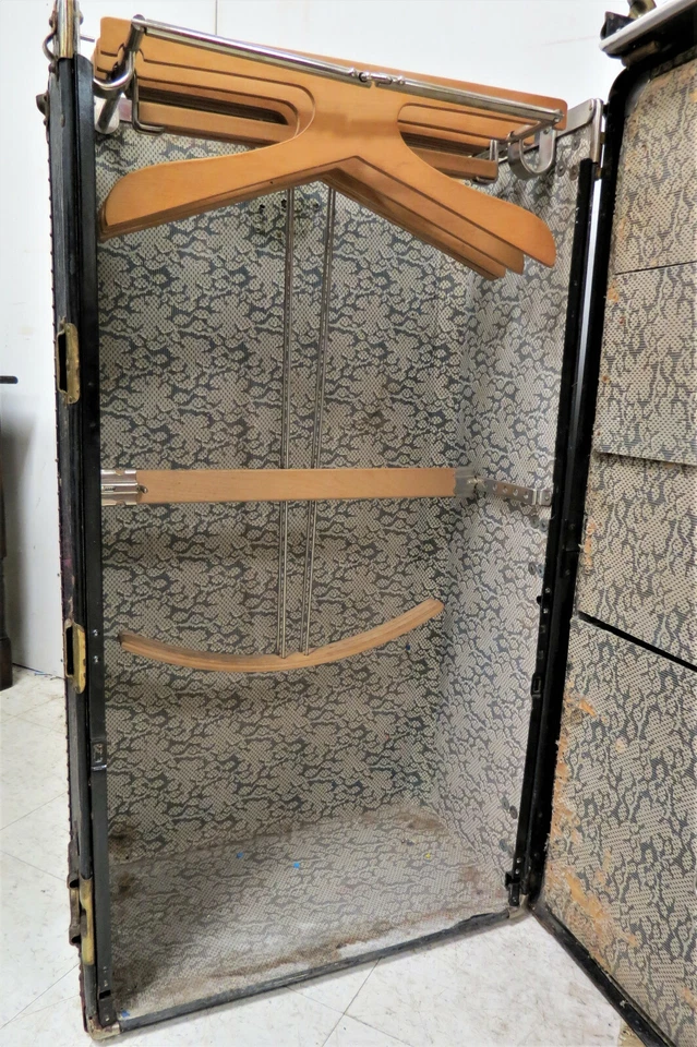 Baúl de armario Hartmann vintage con cajones y perchas Foto 4 de 4