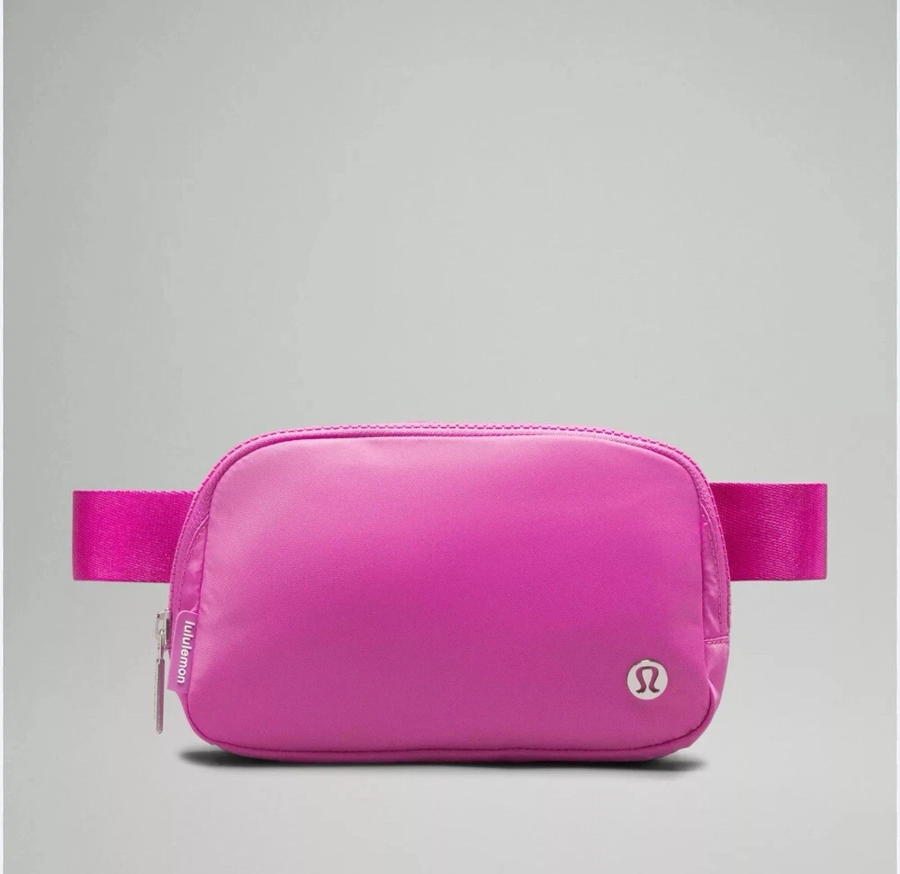 lululemon belt bag Hot Pink 1L New