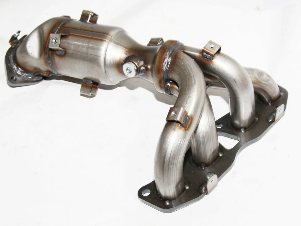 Colector de escape con convertidor catalítico para Nissan Altima 2007-2013 2,5 L Foto 3 de 4