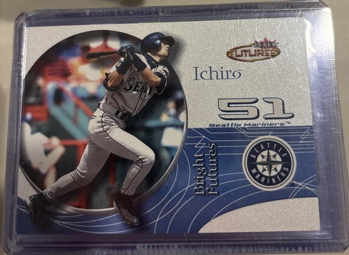 Ichiro Suzuki #230 2001 Fleer Futures card