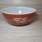 Vintage Pyrex Autumn Harvest Large 404 Glass Mixing Bowl Wheat USA made NICE