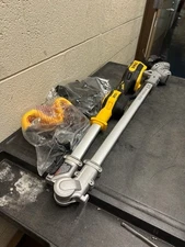 **DEFECTIVE** (DCST922B) DeWalt 20V MAX XR Brushless Folding String Trimmer