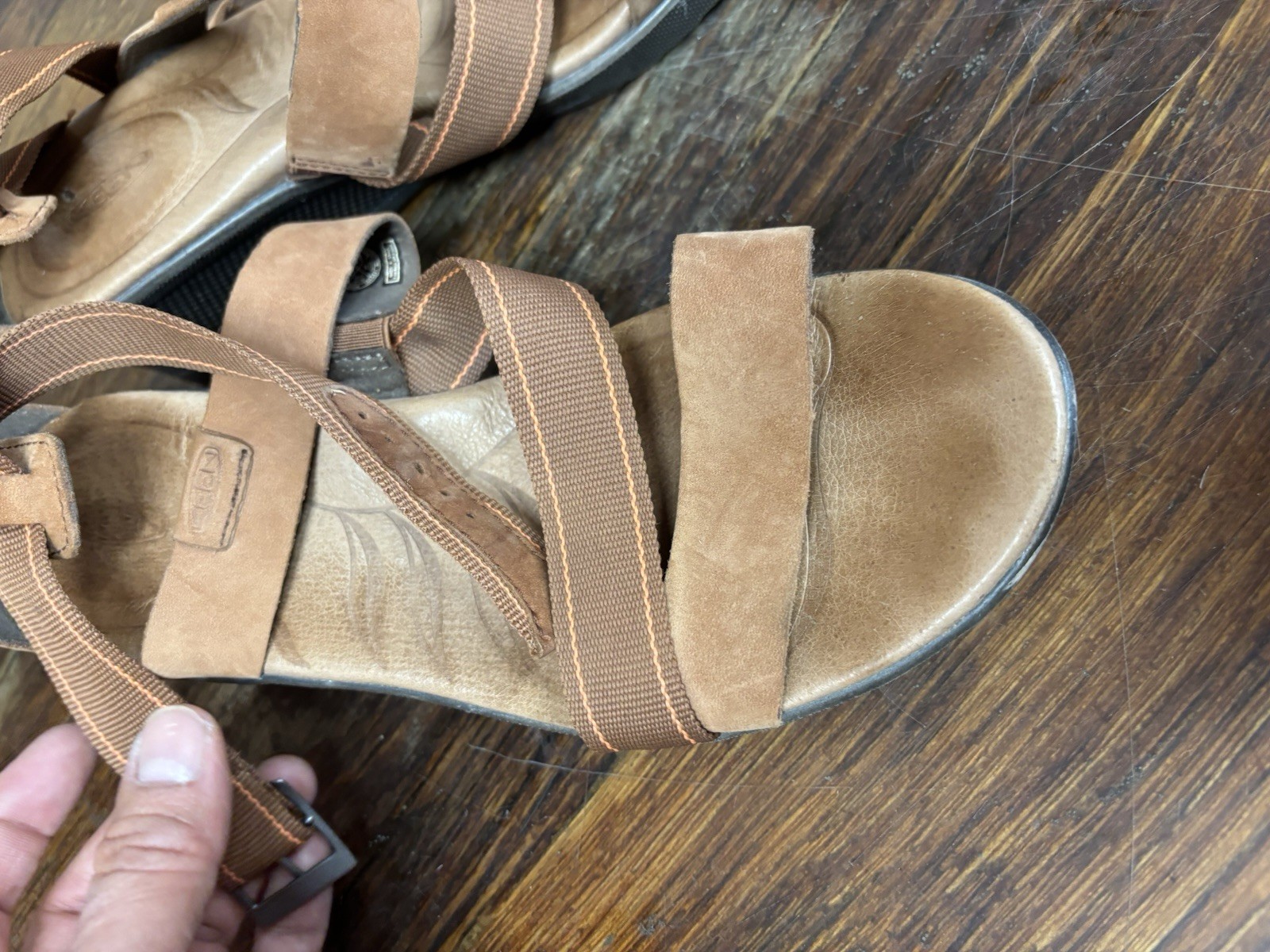 Sandali Keen Skyline zeppa pelle marrone cinturino alla caviglia taglia 9 OTTIME CONDIZIONI