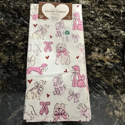 NWT En Vogue Dog with Bows Valentine Love Heart Kitchen 2 Piece Towel Set