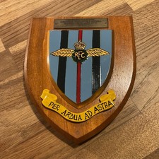 VINTAGE HAND PAINTED ROYAL FLYING CORPS, R.F.C. PRESENT DAY RAF,  PLAQUE SHIELD