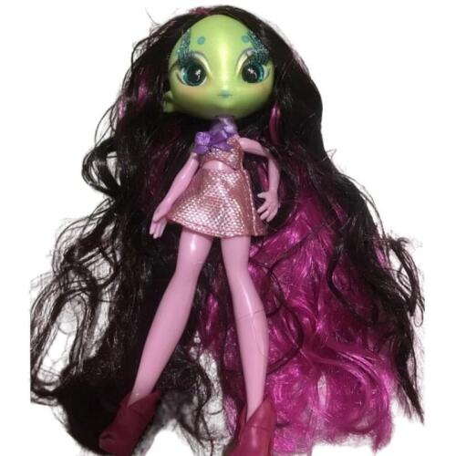 Muñeca 5 Una Verso Estrellas Novi Goma Linda Como Se Muestra Imagen Venta Limitada Color Aleatorio - Imagen 3 de 24