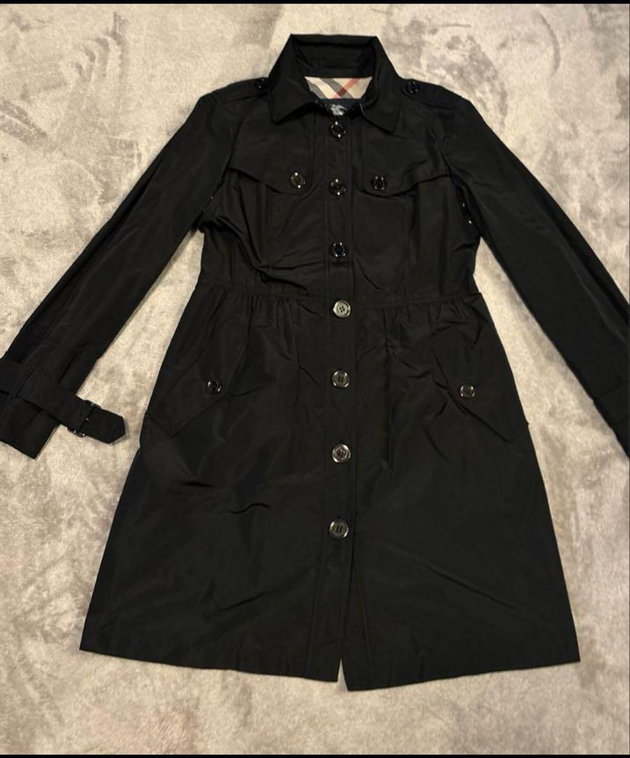 Burberry Black Trench Coat Size 38 WaterResistant Simple Design