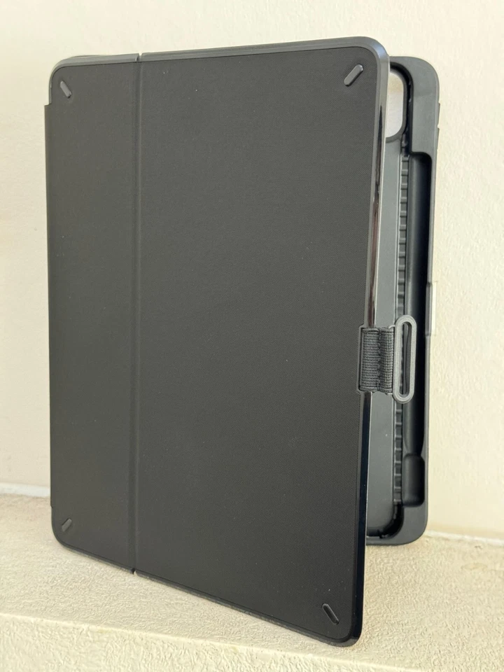 Speck Presidio Pro Folio for Apple iPad Pro 11" Inch 1st Gen (2018) - Black New - Image 3 of 4