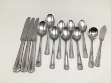 Reed & Barton Select MONTSERRAT Stainless Lot Dinner Knife Spoons Teaspoon
