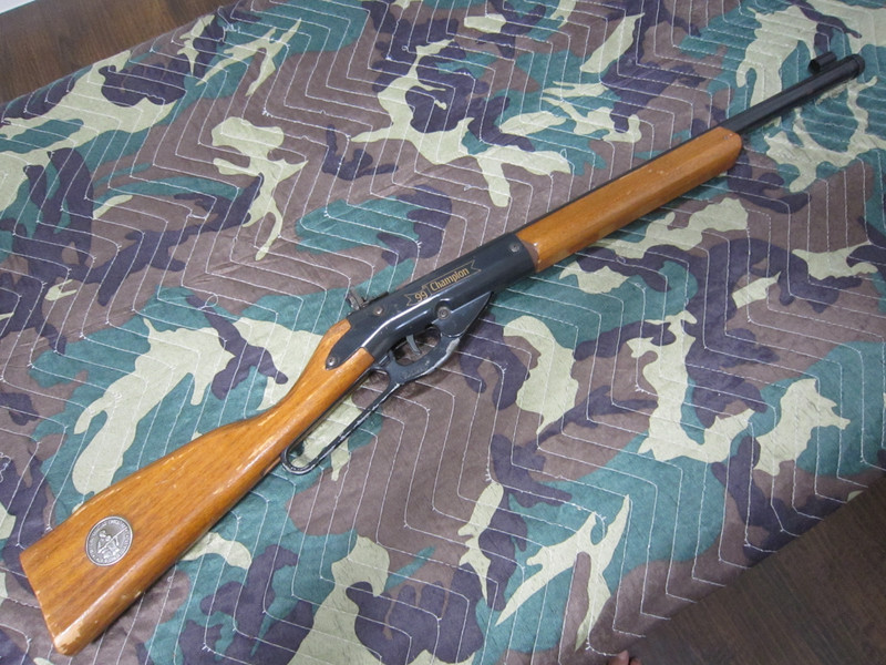 Very Rare Daisy 299-99 Champion Official Shooting Education BB Gun