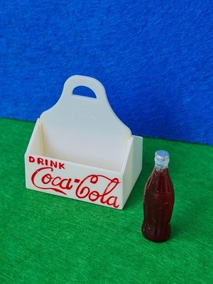 Vintage Louis Marx Sindy Puppe Coca Cola Create & Flasche sehr guter Zustand