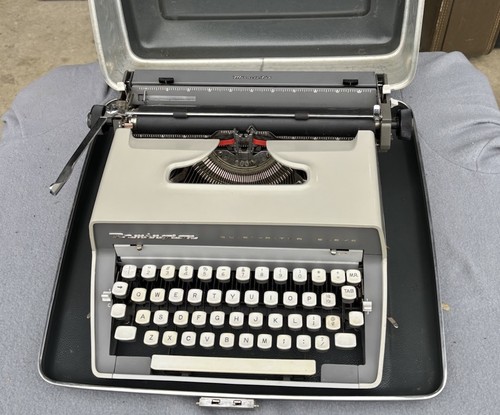 Vintage 1960s Remington Quiet-Riter Eleven Typewriter & Case Gray Work