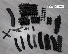 Lotto 129 pezzi pista treni in plastica