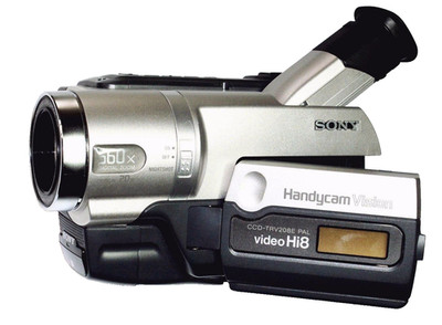Sony Hi8 - u. Video8  Camcorder CCD-TRV208E vom Fachhändler