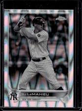 2022 Topps Chrome Sonic DJ LeMahieu Refractor Black & White RayWave #20 Yankees