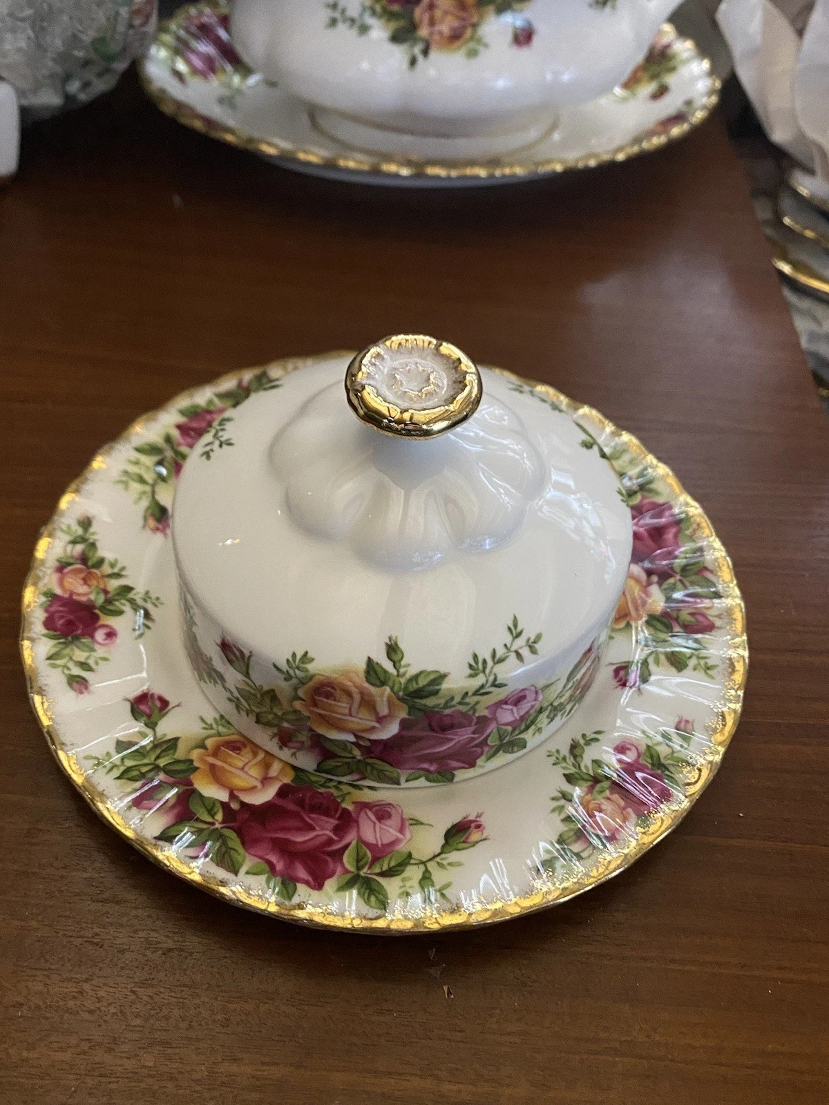 Royal Albert Old Country Roses Covered Butter Dish