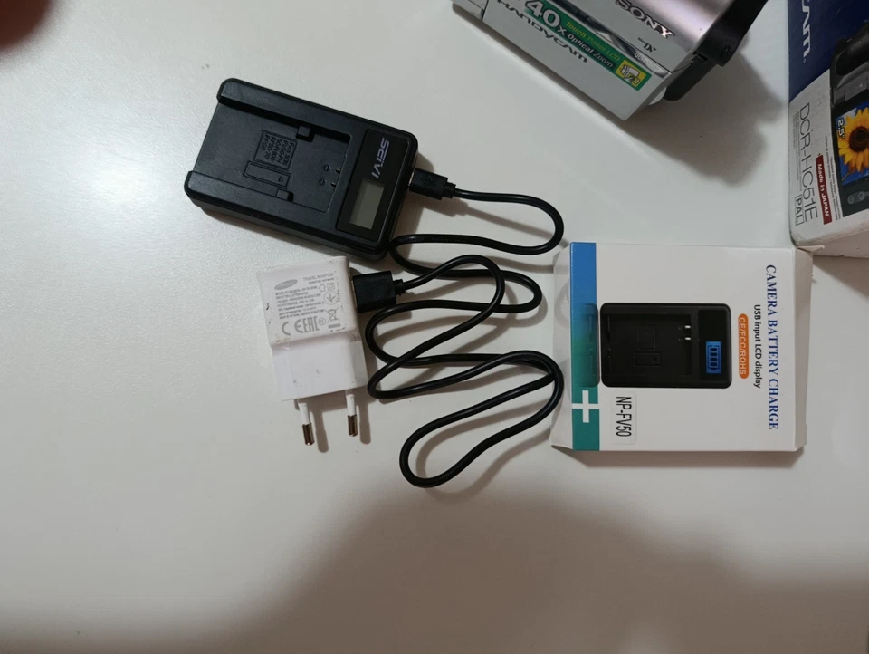 Telecamera Mini Dv Sony DCR-HC51E handycam - Immagine 2 di 4